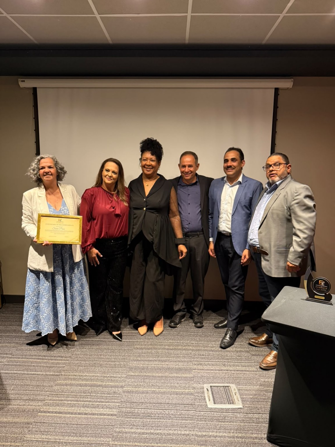 Homenageados e realizadores reunidos no evento